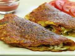 Keto Paneer Methi Chilla with Cheese